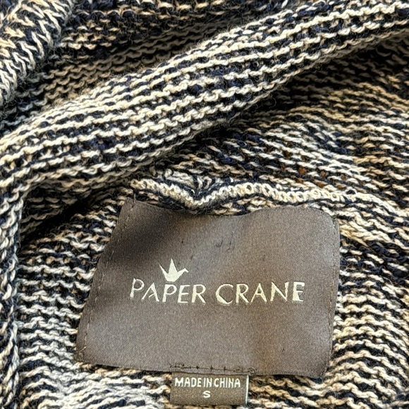 Paper Crane Women’s Sweater Blue and White Size Small - Picture 4 of 4